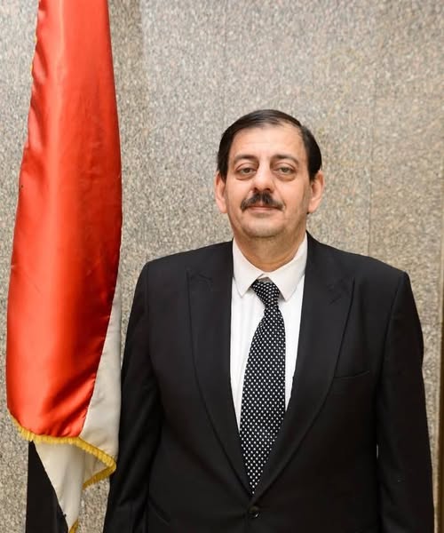 فريق طبي بقسم الأنف والأذن والحنجرة بجامعة أسيوط ينقذ بصر طفل يعاني من وجود خراج خطير بالعين ناتج عن إلتهاب الجيوب الأنفية