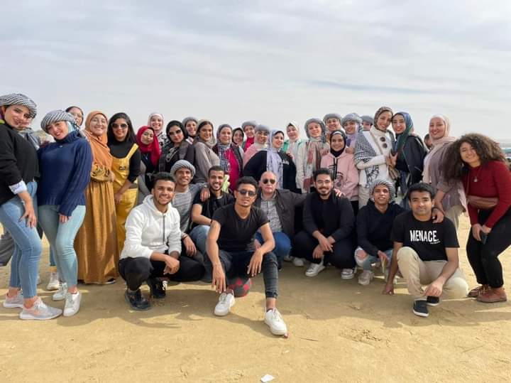 رحلة علمية لطلاب الكلية  إلى محافظة الفيوم لزيارة المحمية الطبيعية ووادى الريان وبحيرة قارون 