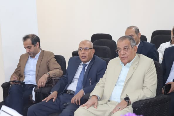 قسم جراحة المخ والأعصاب بجامعة أسيوط ينظم يوما علميا حول كيفية تشخيص وعلاج أورام المخ الدبقية