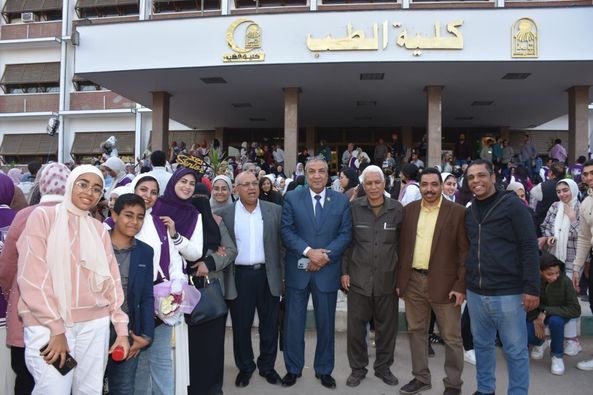 Sixth year students at the Faculty of Medicine, Assiut University celebrate the end of exams... with our wishes of success and success.