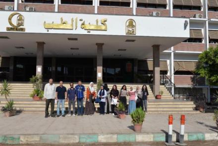 The Faculty of Medicine at Assiut University organizes a comprehensive medical convoy in the village of Hawatka and provides free treatment to 395 citizens.