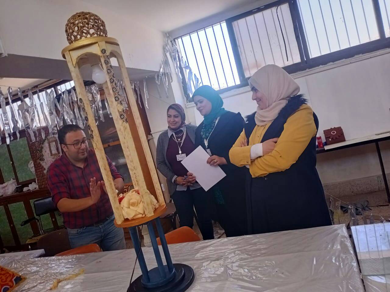 لجنة