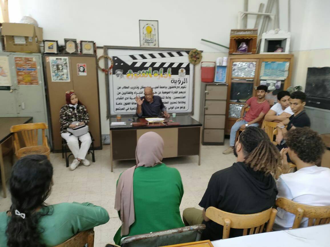 طلاب مسرح