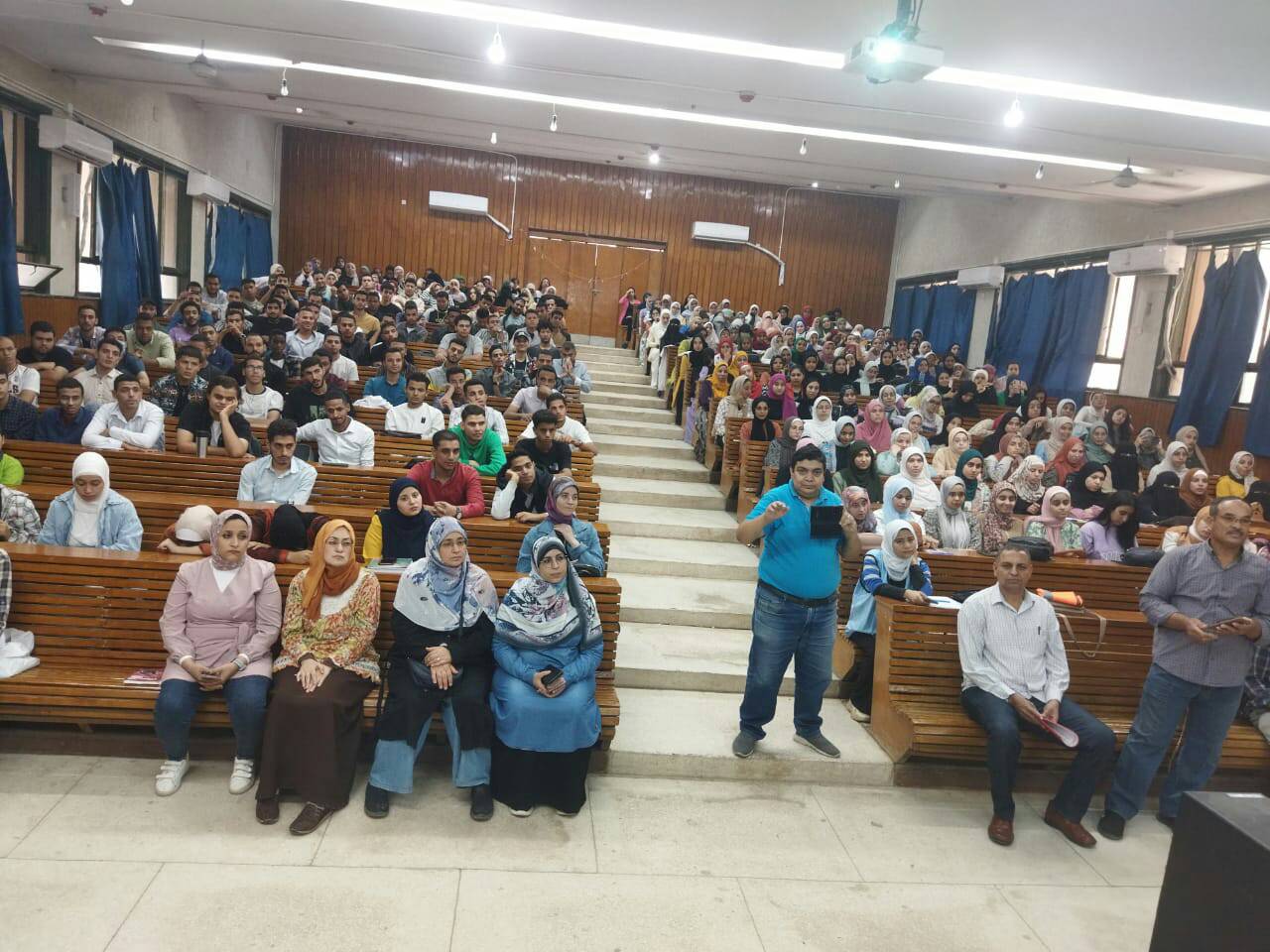 طلاب